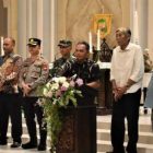 Bupati Sintang Bersama Wakil Bupati Sintang Ucapkan Selamat Paskah Kepada Umat Kristiani di Kabupaten Sintang